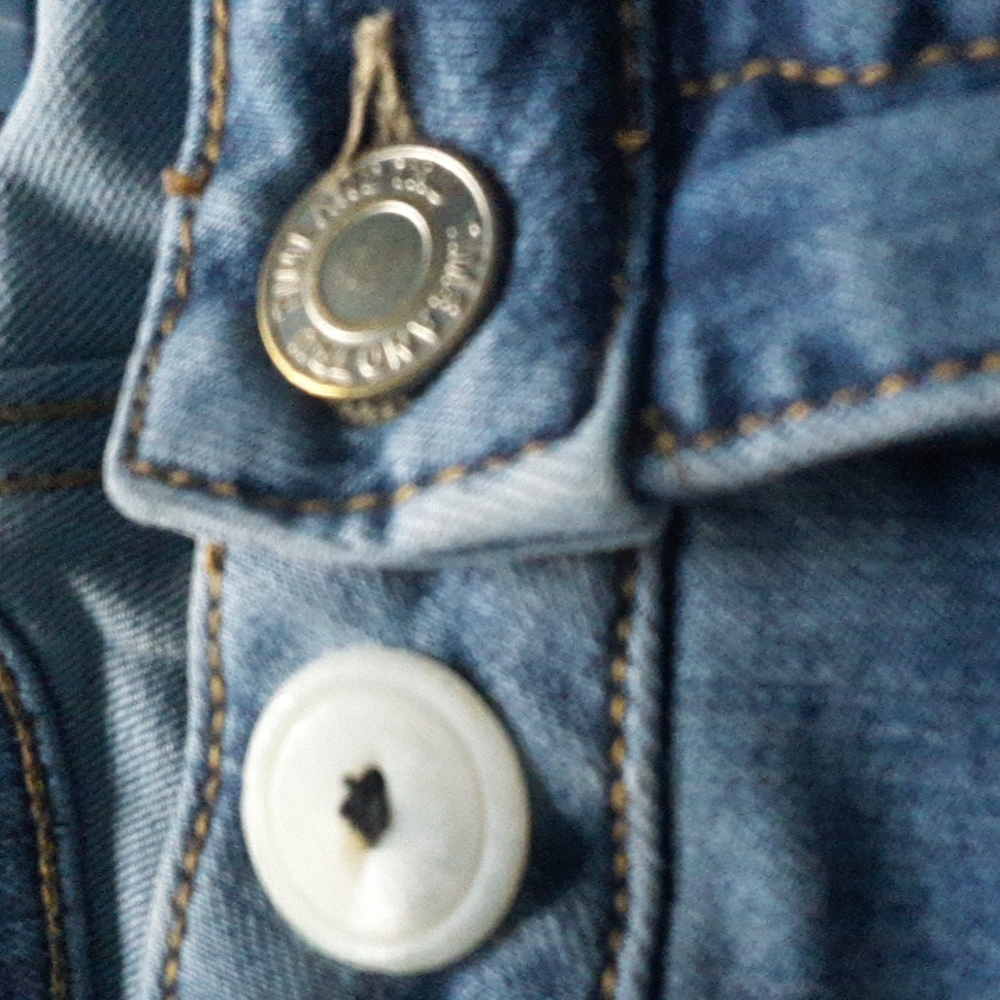 Jeans - Picture 2 of 5